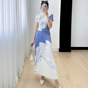 High Waist Stretch Skirt & Half-High Collar Top