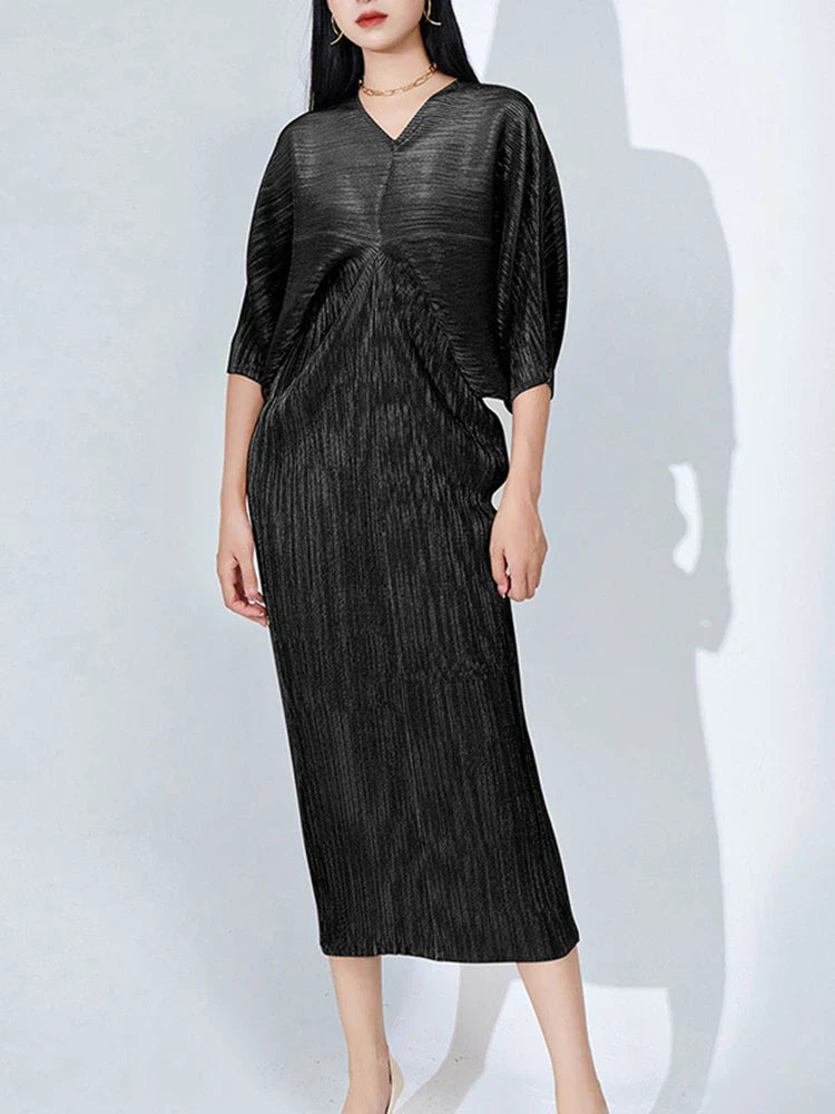 LANMREM Pleated Dress V Neck Batwing Stretch Dress