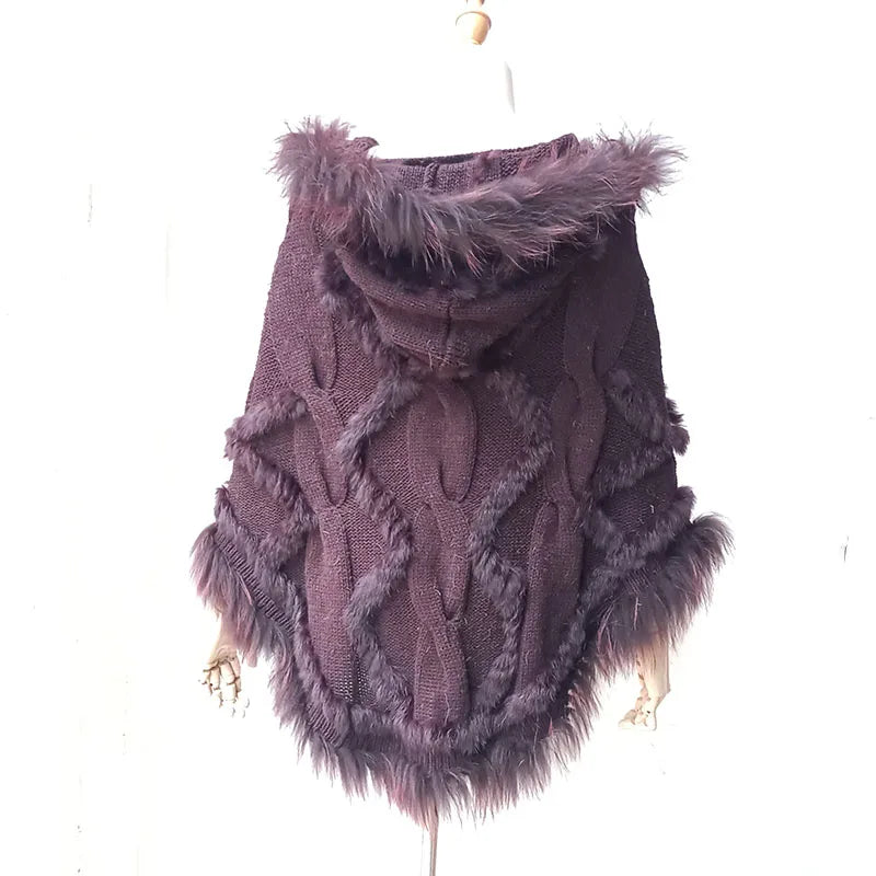 Warm Knitted Poncho With Real Raccoon Fur Stripe