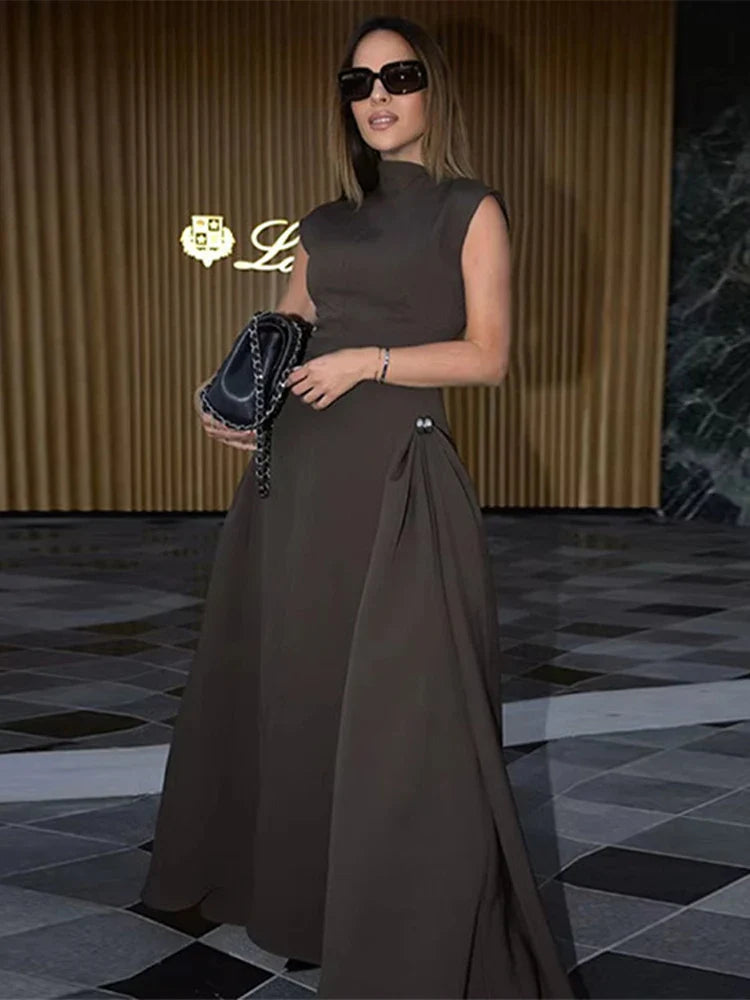 Elegant Sleeveless Black Long Dress