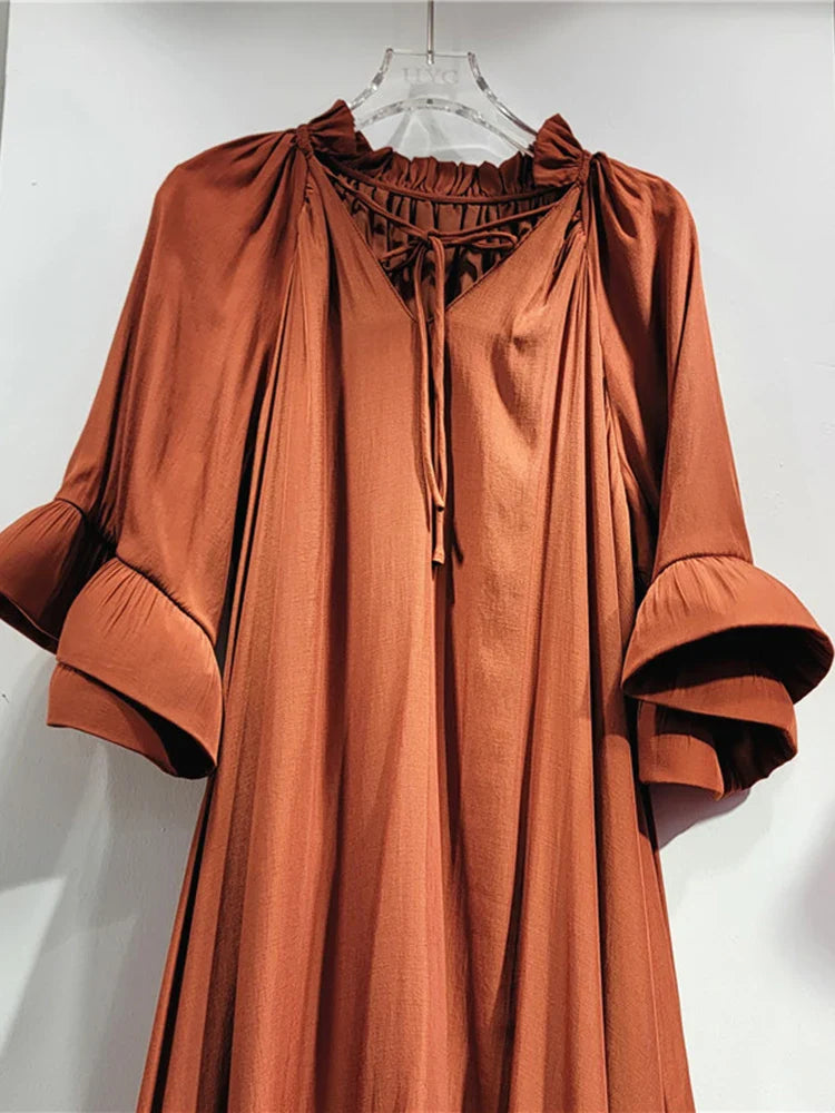 Elegant Lacey Pleated Dress with Flared Sleeves