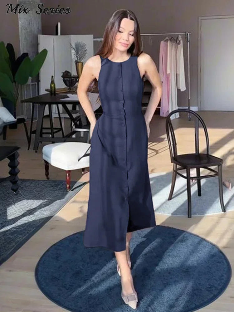 Elegant Sleeveless O-Neck Long Dress