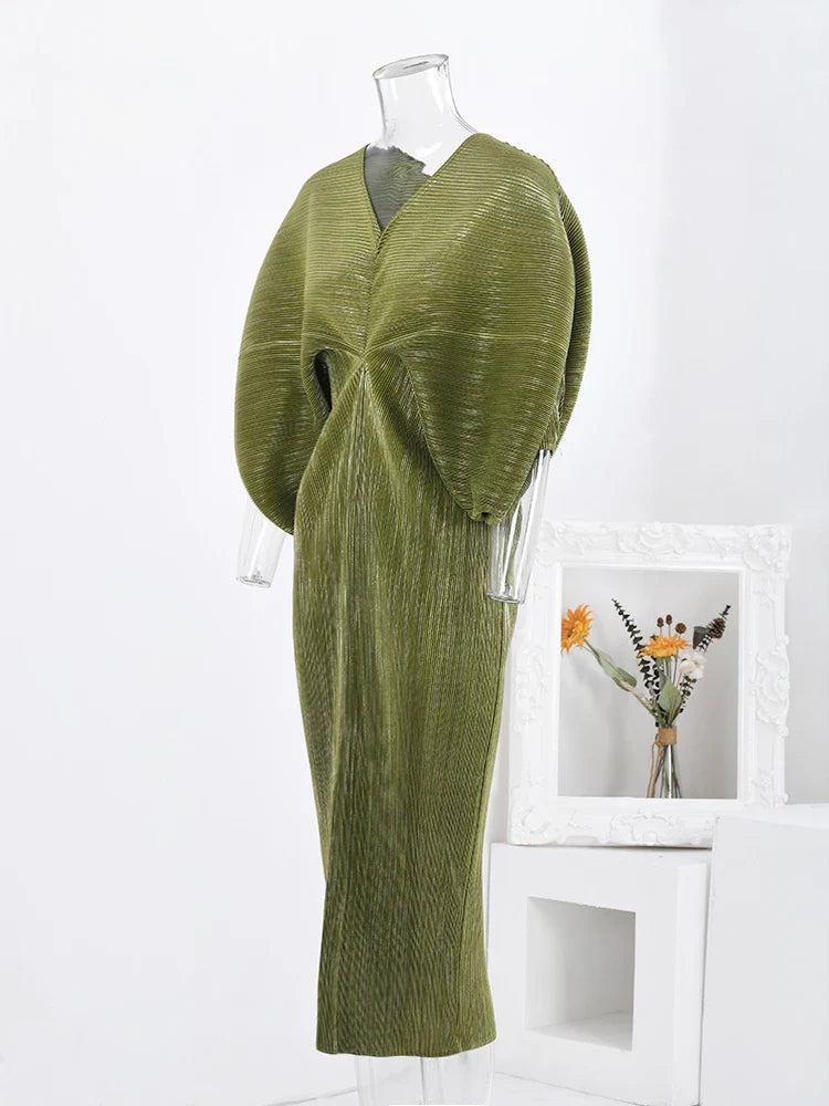 LANMREM Pleated Dress V Neck Batwing Stretch Dress